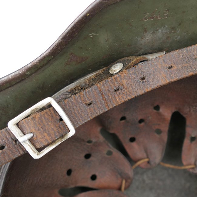 WH (Heer) M35 three tone camouflage helmet — image 18