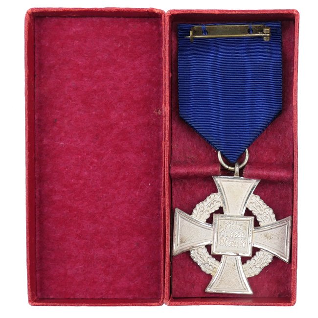 Cased Twenty-five Years Faithful Service Medal — image 3