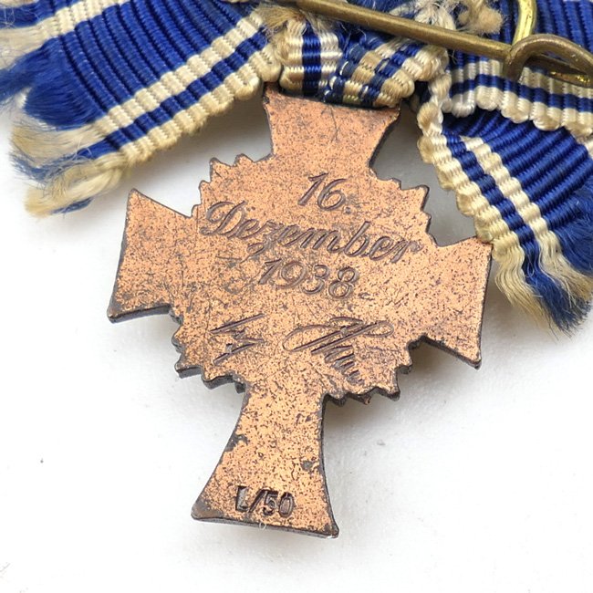 Rare Miniature Mothers Cross in Bronze 'L/50' — image 4