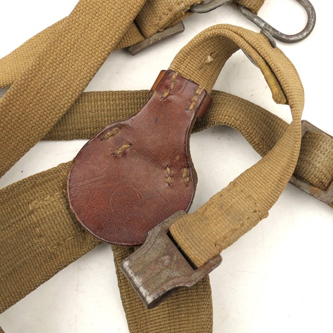 Late war webbing & leather construction Wehrmacht Y-straps — image 6