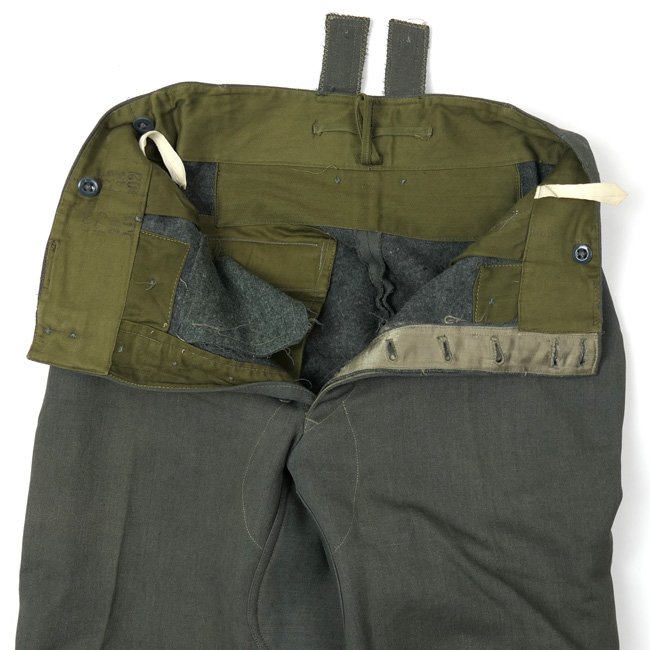 WH (Heer)/Waffen-SS 'Gabardine' M43 Trousers 1944 — image 3