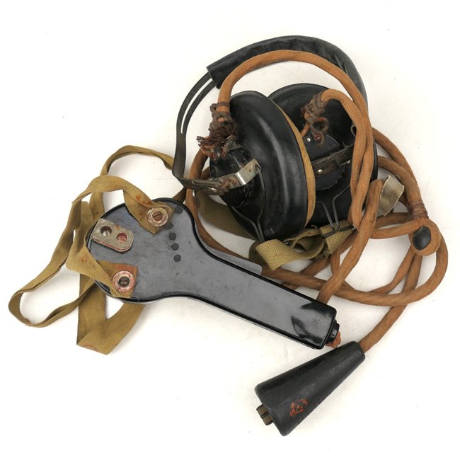 British/Canadian Headphones & Microphone — image 3