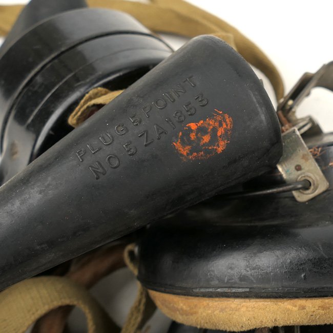 British/Canadian Headphones & Microphone — image 5