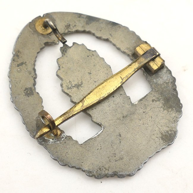 Denazified Kriegsmarine Minesweeper War Badge 'Deumer' — image 4