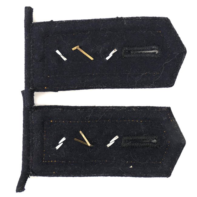 Kriegsmarine 'Obersteuermann' Shoulder-Boards — image 3