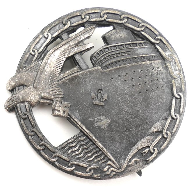 Kriegsmarine Blocade Runner Badge — image 2