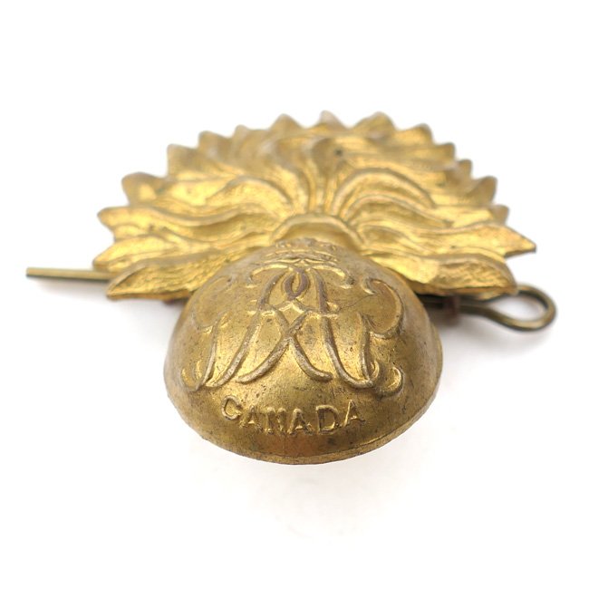 Canadian Grenadier Guards Cap Badge — image 2
