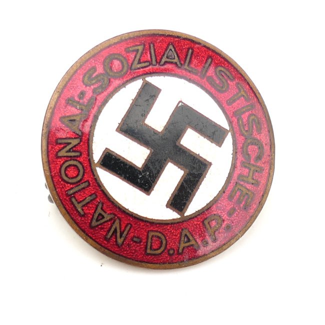 NSDAP Membership Badge 'Steinhauer & Lück' — image 2