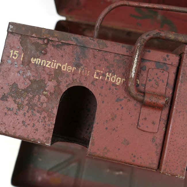 Wehrmacht Egg Grenade Transport Box with Interior Rack — image 4