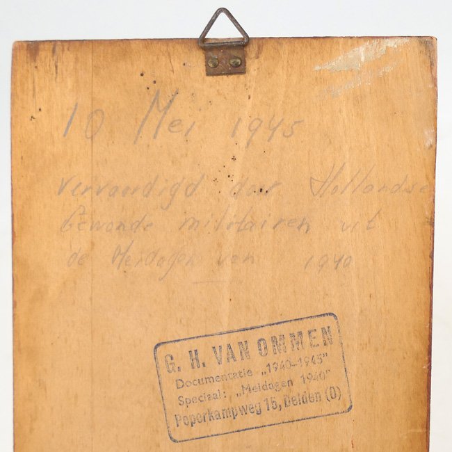 Dutch Wooden Wall Plate 'Moed en Vertrouwen' — image 5