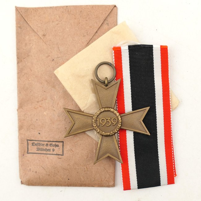 KVK 2nd Class without Swords in Pouch — image 3