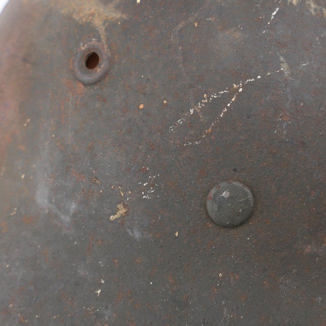 Late war WH (Heer) M40 Combat Helmet — image 8