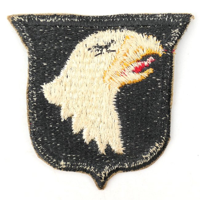 WW2 US 101st Airborne Division Patch — image 2