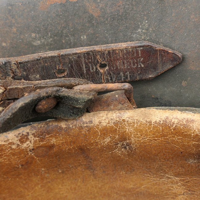 WH (Heer) M42 Combat Helmet — image 11