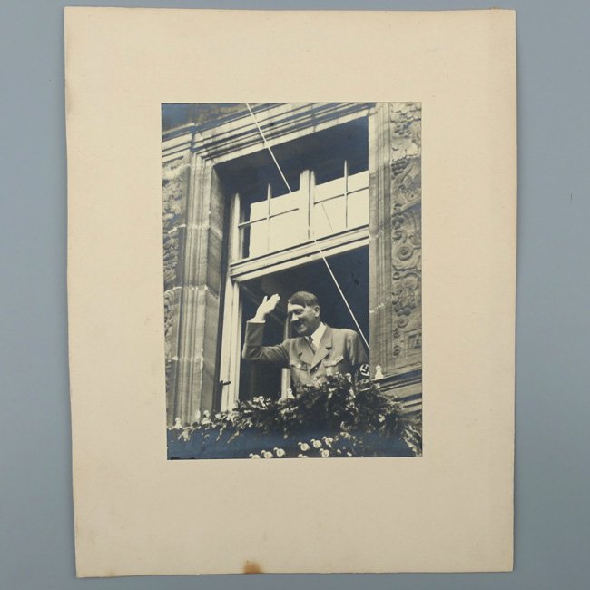 Adolf Hitler Photograph 'Deutscher Hof' — image 2