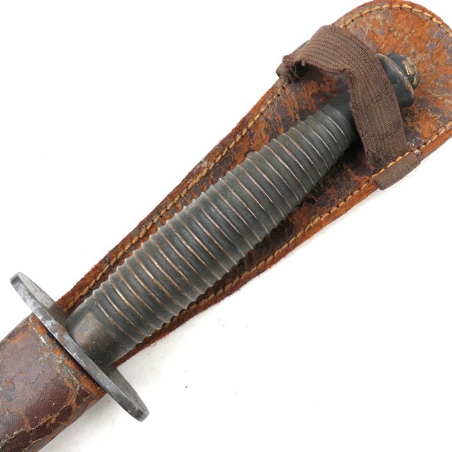 British Fairbairn-Sykes Fighting Knife — image 8