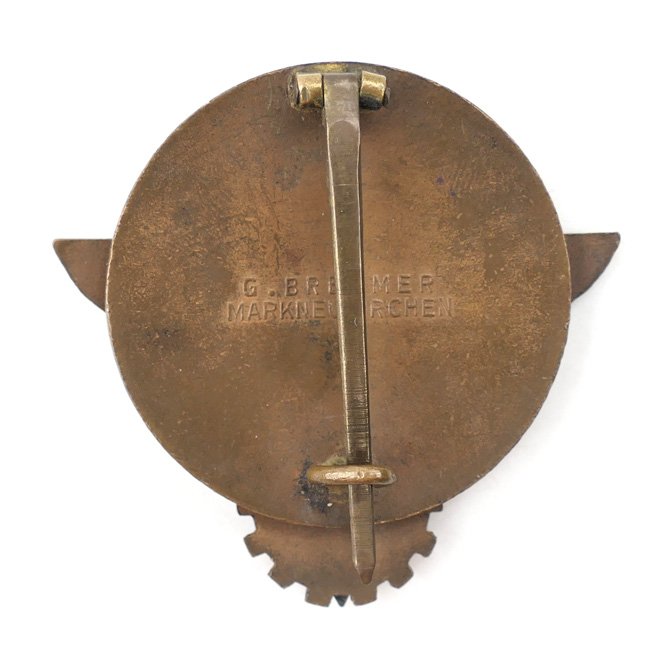 Hitler-Jugend 'Kreissieger 1938' Badge — image 3