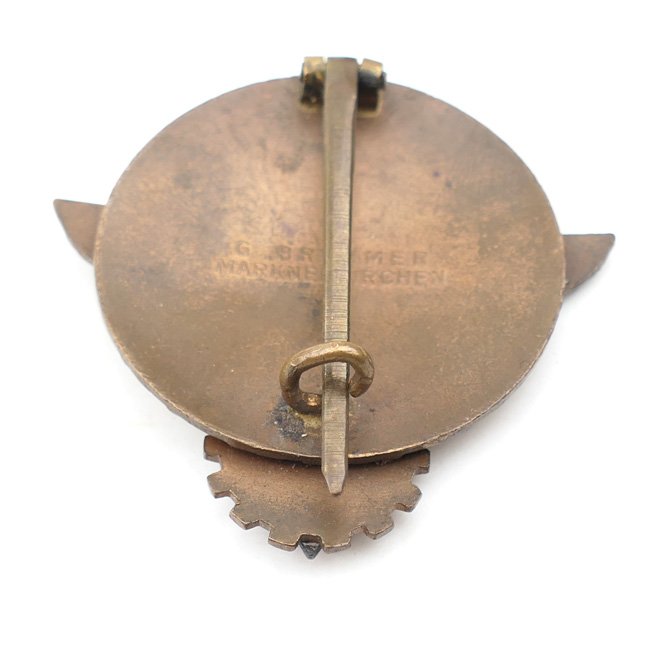 Hitler-Jugend 'Kreissieger 1938' Badge — image 4