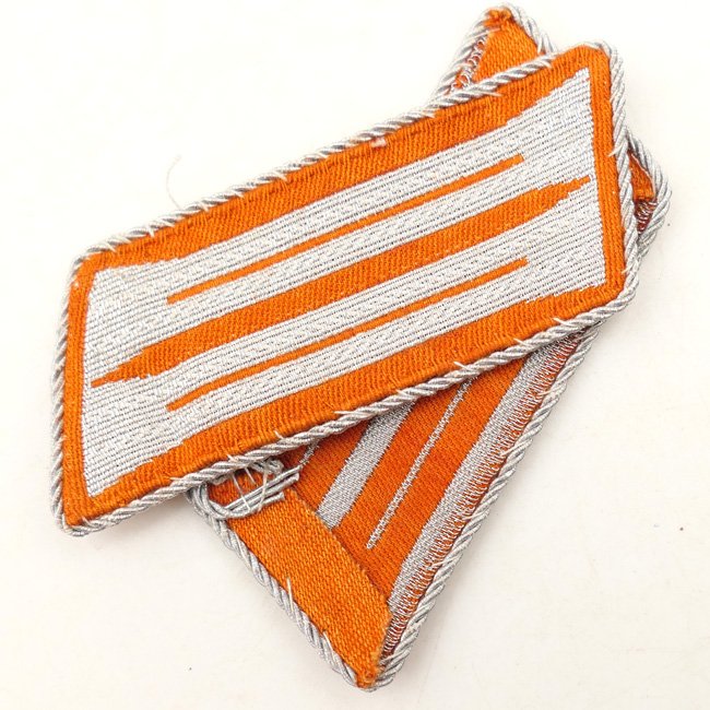 Pair of 'Gendarmerie' NCO's Collar Tabs — image 2