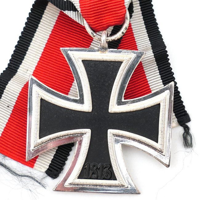 WW2 Iron Cross 2nd Class '100' — image 3