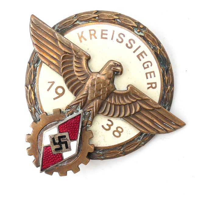 Hitler-Jugend 'Kreissieger 1938' Badge — image 2
