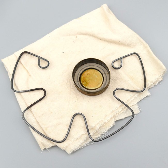 Gasmask Cloth & Retaining Spring — image 2