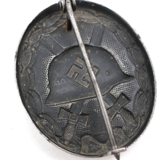 Wound Badge in Black '110' — image 4