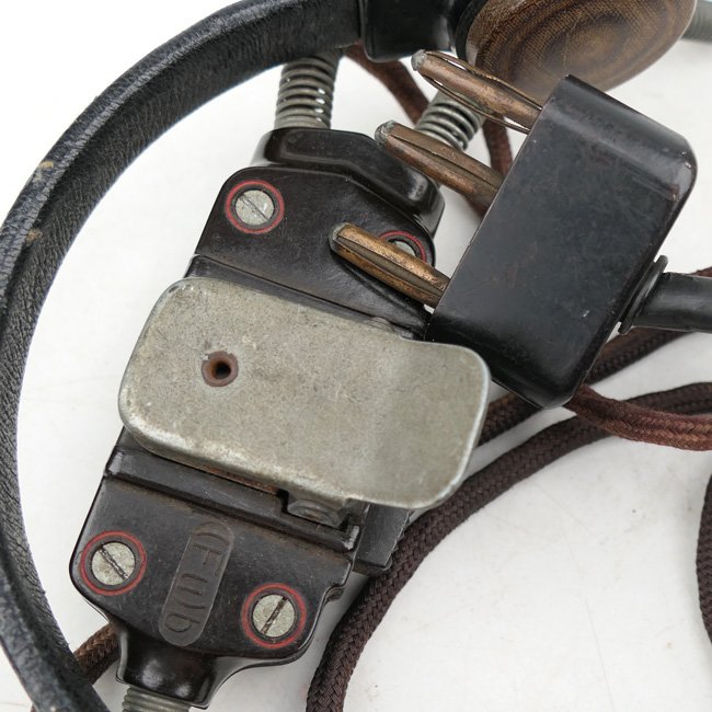 Wehrmacht Panzer Model 'B' Throat Microphone — image 5