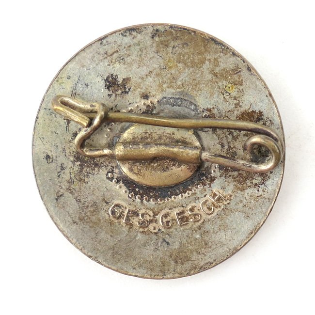 Early NSDAP Membership Badge 'Ges.Gesch.' — image 3