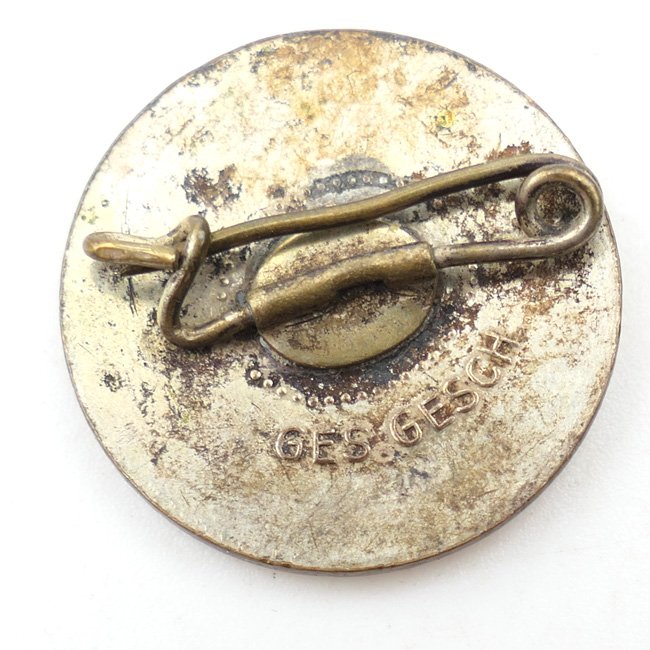 Early NSDAP Membership Badge 'Ges.Gesch.' — image 4