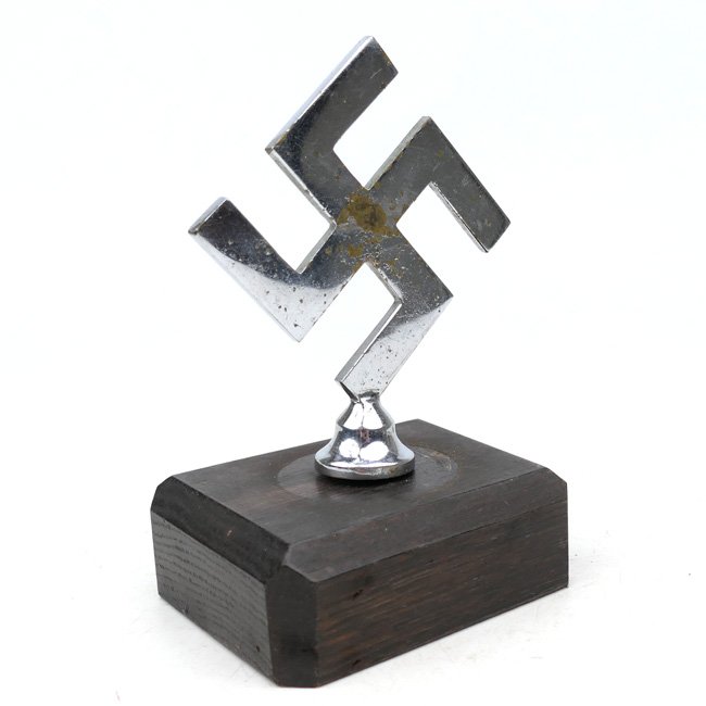 German Swastika Radiator Emblem — image 2