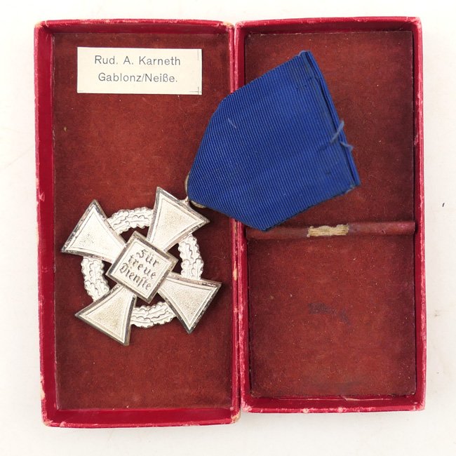 Cased Twenty-five Years Faithful Service Medal — image 3