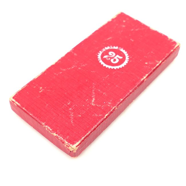 Cased Twenty-five Years Faithful Service Medal — image 4