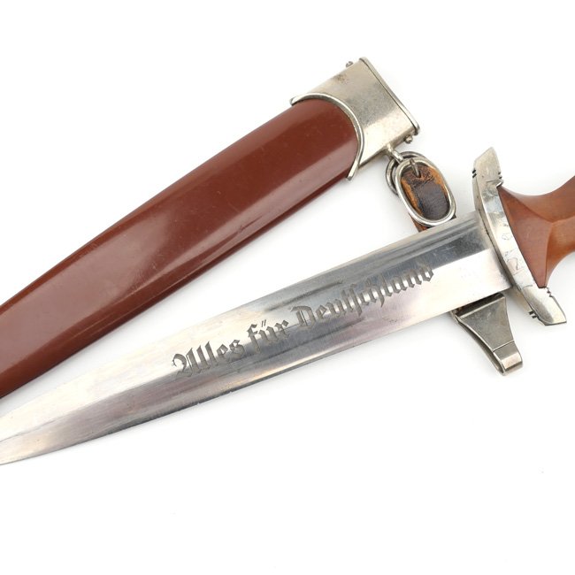 SA M33 Dagger 'RZM M7/42' with Hangers — image 2