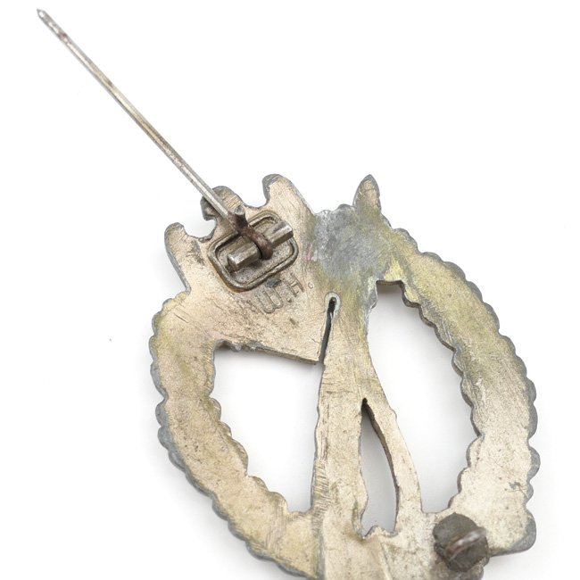 Infantry Assault Badge in Silver - 'WH' — image 4