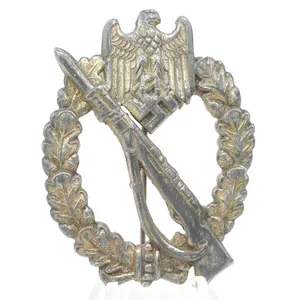 Infantry Assault Badge in Silver - 'WH'