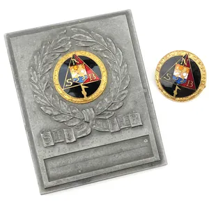 NSB 'Strijd Offer' Plaque & Badge