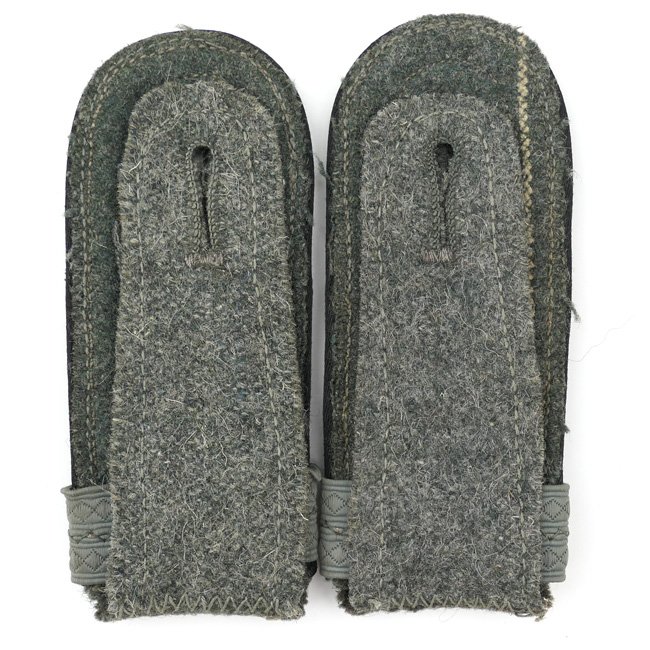 WH (Heer) 'Feldwebel der Pioniere' Shoulder-Straps — image 4