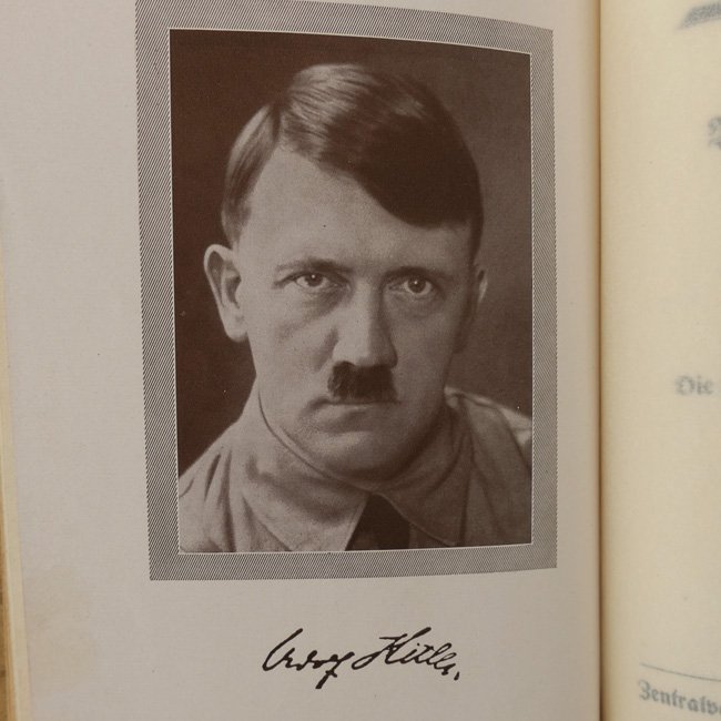 Adolf Hitler's 'Mein Kampf' 1940 - 'Vienna' — image 5