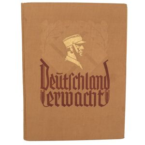 'Deutschland Erwacht' Photo-Book