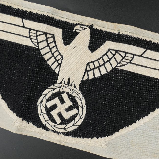 WH (Heer) BeVo Sport Shirt Breast Eagle — image 4