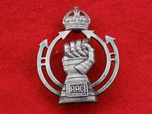 Cap badge - Royal Armoured Corps