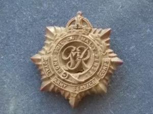 WW11 Plastic Cap Badge - Royal Army Service Corps