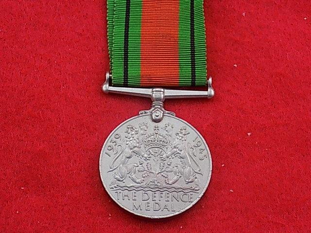 WW11 Defence Medal in named box of issue — image 3