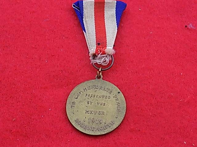 WW1 Peace Medal - Bournemouth — image 2