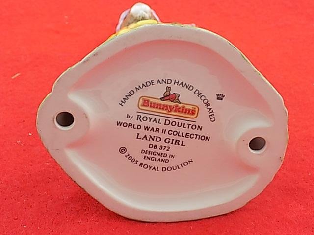 Bunnykins by Royal Doulton - Land Girl.. DB 372 — image 3