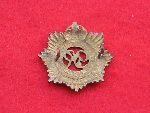 George V1 Cap Badge - Royal Canadian Army Service Corps — image 2