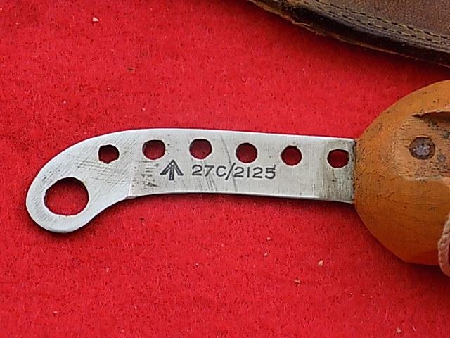 RAF Air Crew - Cork Handle Survival Knife and Scabbard — image 3