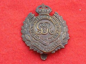 Cap Badge - George V - Royal Engineers (un-pierced)