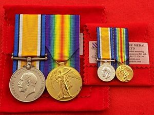 WW1 BWM/Vict Pair - Royal West Kent Regiment, plus miniatures